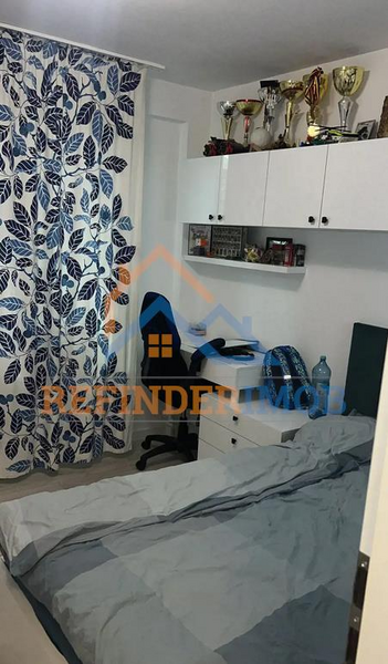 Piata Victoriei, vanzare apartament 3 camere.